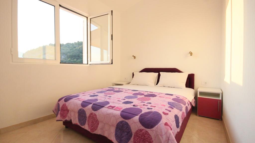 Apartments Percobic Sutomore Quarto foto