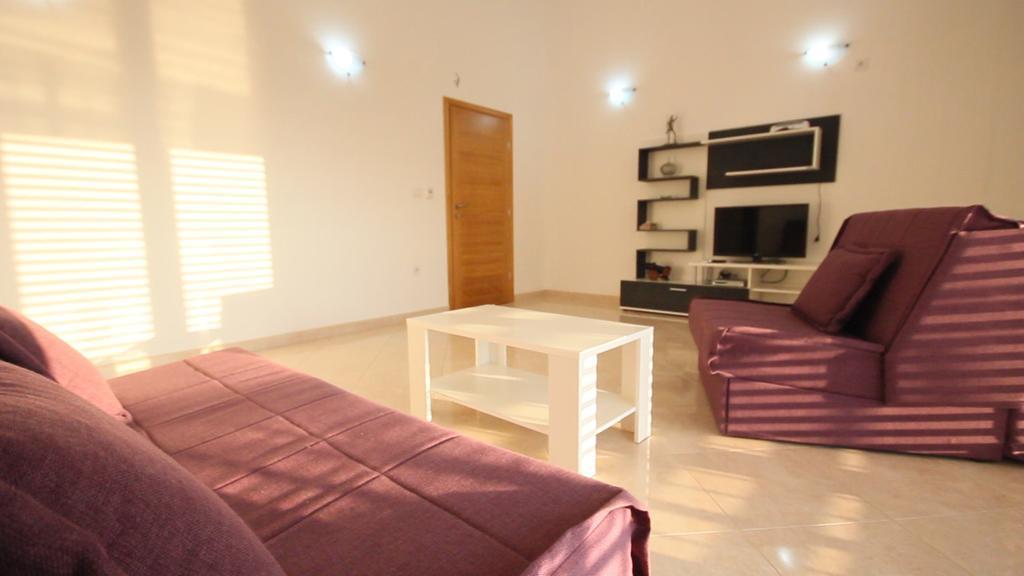 Apartments Percobic Sutomore Quarto foto