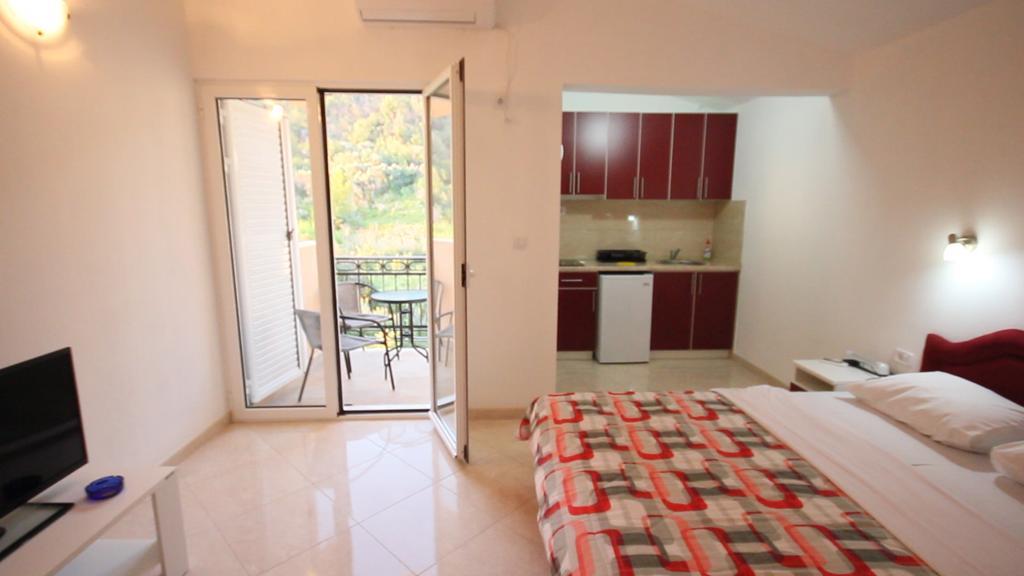 Apartments Percobic Sutomore Quarto foto