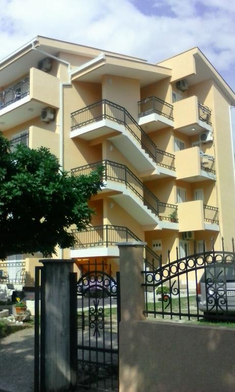 Apartments Percobic Sutomore Quarto foto
